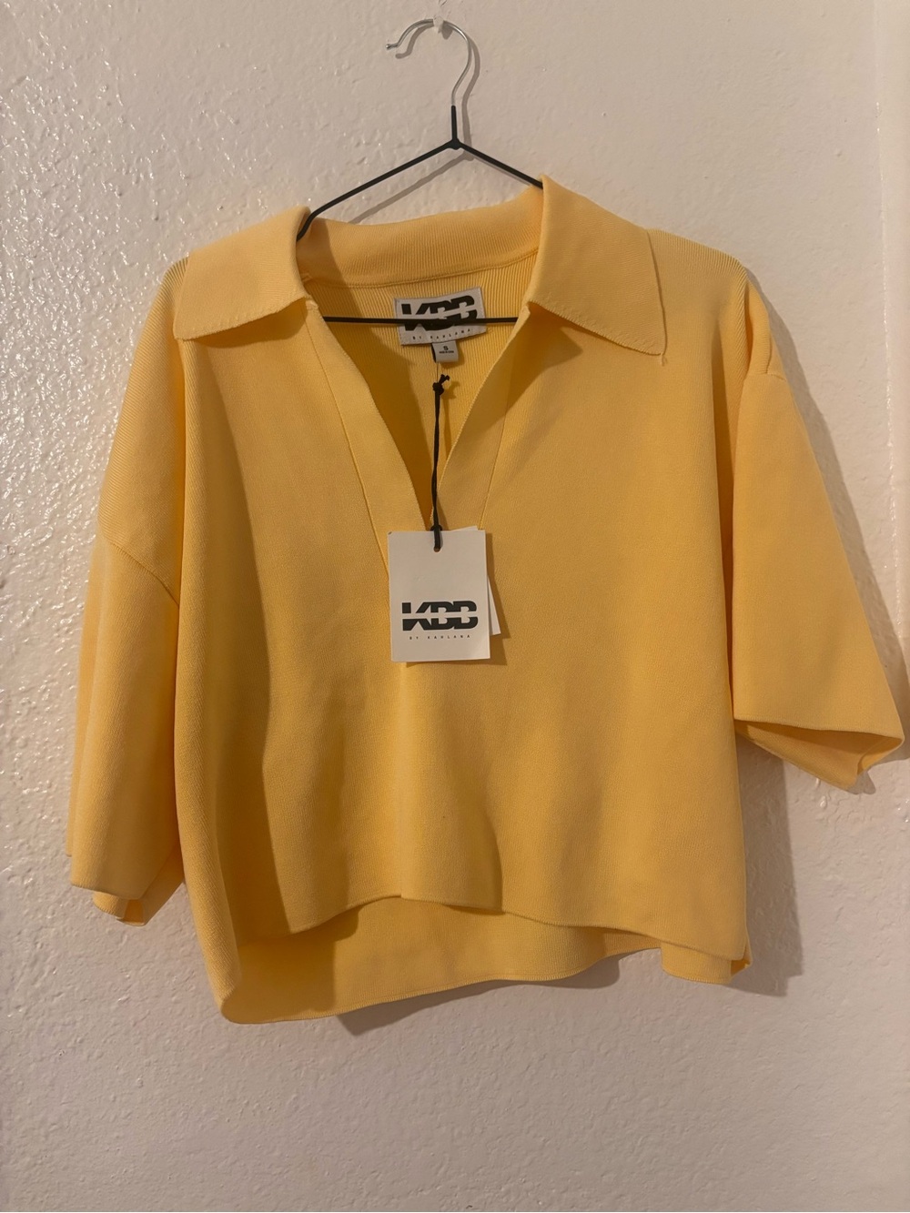 KBB Yellow boxy top